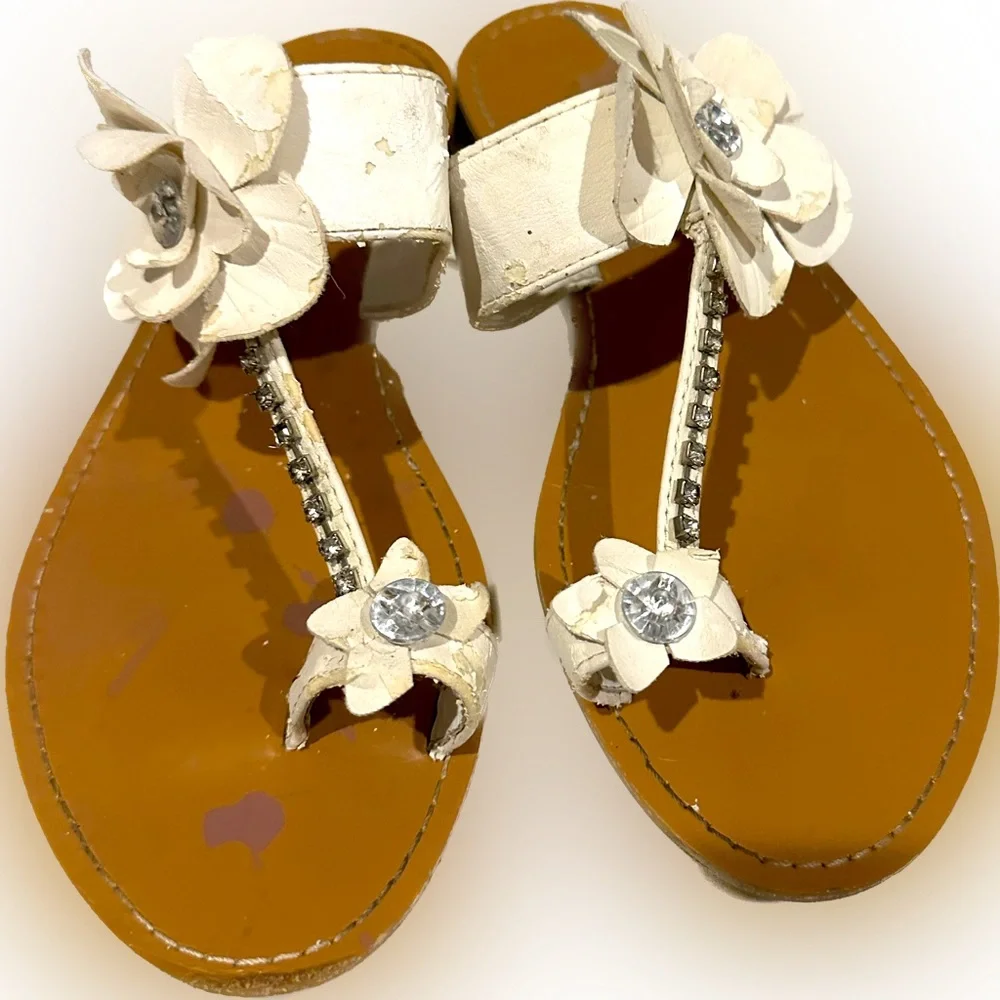 VTG BAMBOO WHITE FLOWER RHINESTONE SANDAL FLIP FLOP THONG BEACH POOL SWIM SUMMER